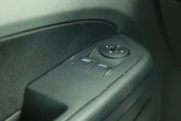 Ford Focus II Hatchback 5d 1.6 Duratec 100KM 2009 Ford Focus 1.6 16V, Salon Polska, Klima, zdjęcie 12