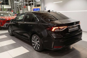 Toyota Corolla XII Sedan 1.8 Hybrid 122KM 2022 Toyota Corolla 1.8 Hybrid Comfort Style Tech 1.8 Hybryda 122KM, zdjęcie 3