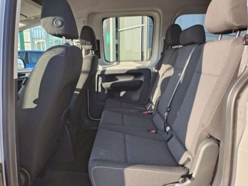 Volkswagen Caddy IV Kombi Maxi 2.0 TDI SCR BlueMotion Technology 102KM 2016 Volkswagen Caddy 2.0 TDI 102KM Maxi 7 osobowy Czujniki Parkowania Salon, zdjęcie 20