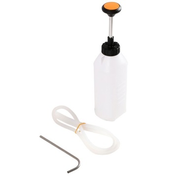 Ручной насос для залива жидкости в заправку 1л.