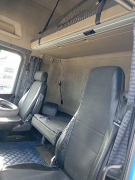 SCANIA CR19 ВЕРХНЯЯ ЛИНИЯ КАБИНЫ МАЛЕНЬКИЙ ОТДЕЛИТЕЛЬ ДЛЯ ХРАНЕНИЯ