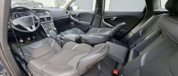 Volvo V40 II Cross Country 2.0 D4 DRIVE-E 190KM 2014 Volvo V40 Volvo V40 D4 Momentum 2.0 Diesel 190KM, zdjęcie 19