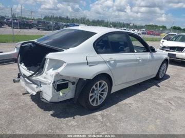 BMW Seria 3 F30-F31-F34 2016 BMW Seria 3 BMW 3 Series 320i 2.0 Benzyna 180KM, zdjęcie 4