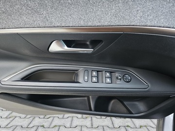 Peugeot 3008 II Crossover 1.2 PureTech 130KM 2019 Peugeot 3008 Polski Salon | Pierwszy właściciel |, zdjęcie 19