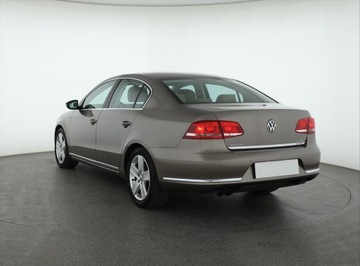 Volkswagen Passat B7 Limousine 2.0 TDI CR DPF BlueMotion 140KM 2010 VW Passat 2.0 TDI, Salon Polska, Serwis ASO, DSG, zdjęcie 3