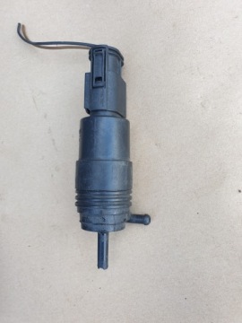 Pumpe Spritzdüse Fenster AUDI A4 B8 8K Sedan A5 8T OE EU 8K5955647