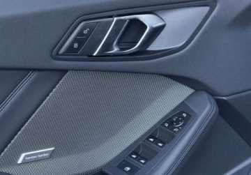 BMW Seria 1 F70 Hatchback 2.0 118d 150KM 2024 BMW Seria 1 I wlasciciel M Sport 360 Gwarancja Bezwypadkowy FVAT23, zdjęcie 24