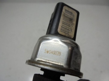 FOCUS MK2 ROZDZIELACZ WTRYSKU 4M5Q9D280DB 1,8TDCI