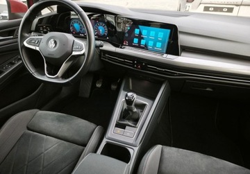 Volkswagen Golf VIII Hatchback 1.5 TSI EVO 130KM 2022 Volkswagen Golf Style, FV 23, ACC, Czujniki parkowania, Ambiente, Indukcja, zdjęcie 15