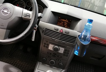 АВТОМОБИЛЬНЫЙ ПОДСТАКАННИК БУТЫЛКИ ДЛЯ НАПИТКОВ