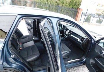 Volvo XC60 II Crossover D3 150KM 2019 Volvo XC 60 z Gwarancja Model 2020r 2.0 Diesel 150KM, zdjęcie 8