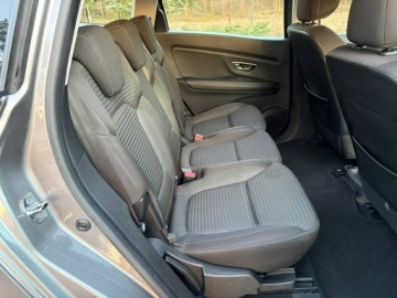 Renault Grand Scenic III 1.2 Energy TCe 130KM 2017 Renault Grand Scenic 1.2 TCe 130 KM 7 foteli, zdjęcie 16