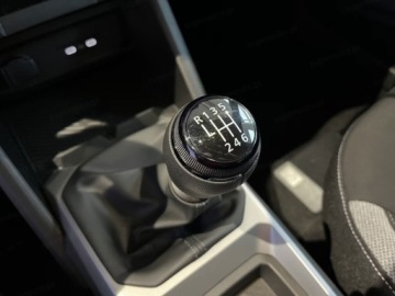 Dacia Bigster 1.2 mild hybrid 140 140KM 2026 Od ręki - Journey 1.2 TCe mHEV 140KM / Pakiet Parking, Zimowy Plus, zdjęcie 13