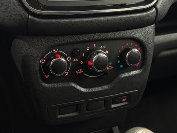 Dacia Dokker Van Facelifting 1.5 Blue dCi 95KM 2020 Dacia Dokker Laureate / Czujniki parkowania / FV23, zdjęcie 24