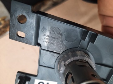 KOLEOS I FACELIFT PANEL PŘEPÍNAČ TEMPOMAT