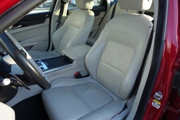 Jaguar XF II Sedan Facelifting 2.0D 204KM 2021 Jaguar XF bezwypek, AWD, panorama, skora, kamera, czujniki, AACarPlay, FV, zdjęcie 12