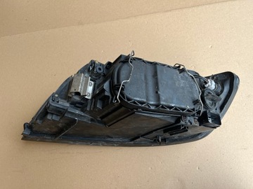 PRAVÝ SVĚTLOMET PRAVÁ SVĚTLO PŘEDNÍ VOLVO V50 2004-2007 30698886