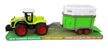 traktor z boxem dla koni CH0008