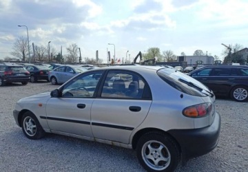 Daewoo Lanos Sedan 1.5 i 16V 100KM 2001 Daewoo Lanos Daewoo Lanos 1.5 Benzyna 100KM, zdjęcie 2