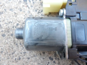 FORD FIESTA MK7 2013 FACELIFT MOTOREK OKNO PRAVÝ PŘEDNÍ