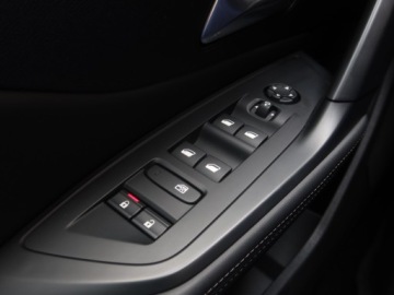 Peugeot 408 Crossover Plug-In 1.6 Plug-In Hybrid 180KM 2023 Peugeot 408 Hybrid 180, Salon Polska, zdjęcie 22