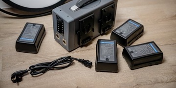 Четырехканальное зарядное устройство Newell BP-4CHT с V-образным креплением