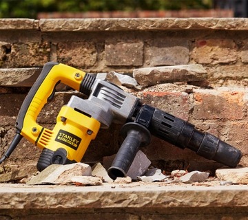 УДАРНЫЙ МОЛОТОК SDS-MAX 1010ВТ