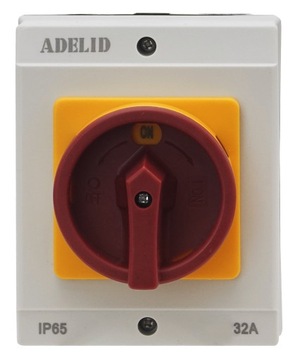 ГЛАВНЫЙ ВЫКЛЮЧАТЕЛЬ ИЗОЛЯЦИОННЫЙ ВЫКЛЮЧАТЕЛЬ 32A 4P КОРПУС