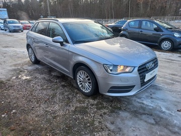 Audi A3 8V 2016 AUDI A3 Sportback (8VA, 8VF) 2.0 TDI 143 KM, zdjęcie 1