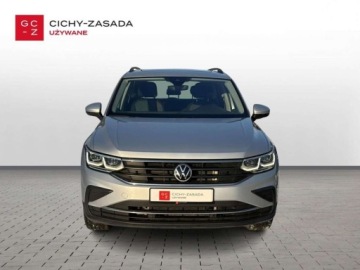Volkswagen Tiguan II SUV Facelifting 2.0 TDI 200KM 2020 Volkswagen Tiguan FV23, 4x4, webasto, panorama, hak, LED Matrix, APP Conne, zdjęcie 1