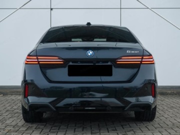 BMW Seria 5 G90-91 Sedan Plug-In 2.0 30e 299KM 2026 530e M Sport 2.0 (299 KM)| Asystent parkowania Plus, zdjęcie 3