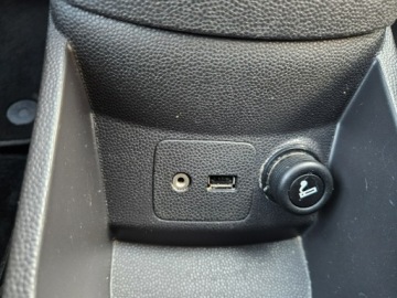 Ford Fiesta VII Hatchback 3d Facelifting 1.0 EcoBoost 125KM 2015 Ford Fiesta Led, Navi,Klimatronik, Grzane Fotele,, zdjęcie 31