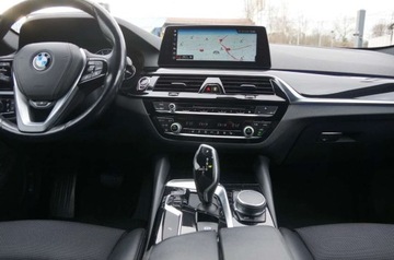 BMW Seria 5 G30-G31 Touring 520d 190KM 2018 BMW Seria 5 2.0 Diesel 190 KM, 4x4, Navi, Kamera, Polskora, LED, GWARANCJA, zdjęcie 12