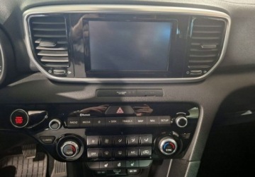 Kia Sportage IV SUV Facelifting 1.6 GDI 132KM 2018 Kia Sportage LED Climatronic Navi Keyless Kamera Alu 17 Salon PL Dealer Kia, zdjęcie 17