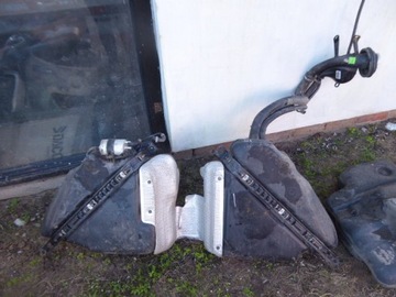 C TŘÍDA W203 FACELIFT 00-07 NÁDRŽ VLOŽKA PALIVA 1.8 16V