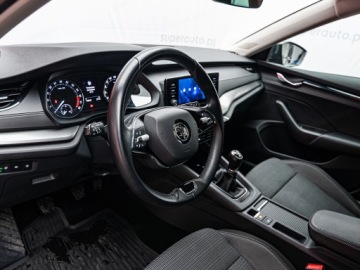 Skoda Octavia IV Kombi 2.0 TDI 115KM 2022 SKODA Octavia 2.0 TDI Ambition Combi 150KM 2022, zdjęcie 7