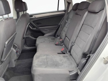 Volkswagen Tiguan Allspace SUV 2.0 TDI 150KM 2021 Volkswagen Tiguan Allspace Allspace DSG 2.0 Diesel 150KM, zdjęcie 23