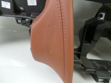 Панель консоли Maserati Levante коричневый коричневый