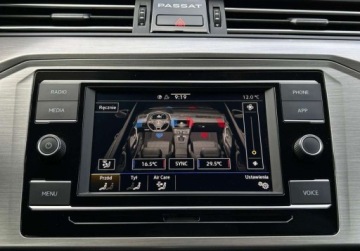 Volkswagen Passat B8 Limousine Facelifting 1.5 TSI EVO 150KM 2021 Volkswagen Passat Essence Pakiety, Tempomat, Reflektory LED, Bezwypadkowy, zdjęcie 29