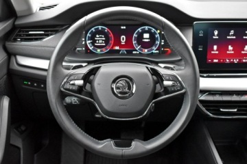 Skoda Octavia IV Liftback 2.0 TDI 150KM 2023 Škoda Octavia Skoda Octavia Bezwypadkowy / Salon, zdjęcie 14