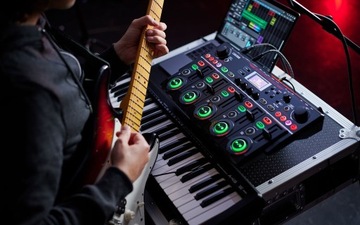 BOSS RC-505 MKII LOOP СТАНЦИЯ НАСТОЛЬНЫЙ ПЕТЕЛЬНИК