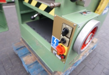 ВАЛ строгального станка WOLF AD 510S: тормоз 510 мм, 4 кВт, режущий гребень.