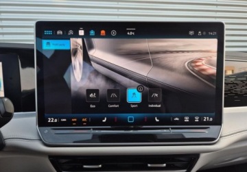 Volkswagen Passat B8 Variant Facelifting 2.0 TDI SCR 150KM 2024 Volkswagen Passat Variant SalonPL Elegance 2.0TDI 150KM DSG Masaz WEBASTO, zdjęcie 31