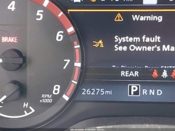 Nissan Titan 2024 Nissan Titan Pro-4x 2024 5.6 Benzyna 400KM, zdjęcie 11