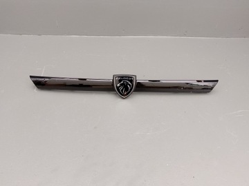 PEUGEOT 408 II 2 21- LIŠTA CLONA (KRYT) KRYT KUFRU ZADNÍ 6747004A ÷