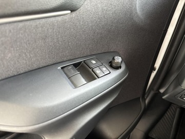 Toyota Yaris IV Hatchback 1.5 Dynamic Force 125KM 2023 Toyota Yaris 1,5-Dual-VVT-iE IV (2020-) 1.5 Comfor, zdjęcie 15