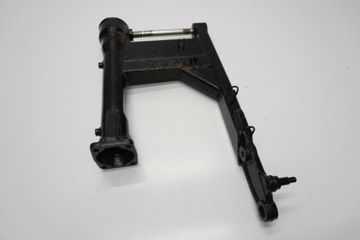 SUZUKI VZ 1600 MARUDER 04-05 ЗАДНИЙ РЫЧАГ + ОСЬ