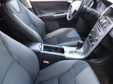 Volvo XC60 I SUV 2.4 D5 185KM 2008 Volvo XC60 D5, 182 KM, 4X4, Automat, Skóra, zdjęcie 8
