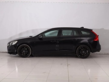 Volvo V60 I Kombi 1.6 DRIVe 115KM 2011 Volvo V60 DRIVe, Navi, Klima, Klimatronic, zdjęcie 2