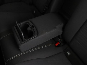 Toyota Avensis III Wagon Facelifting 2015 1.8 Valvematic 147KM 2016 Toyota Avensis Edition-S automat navi grzane, zdjęcie 37